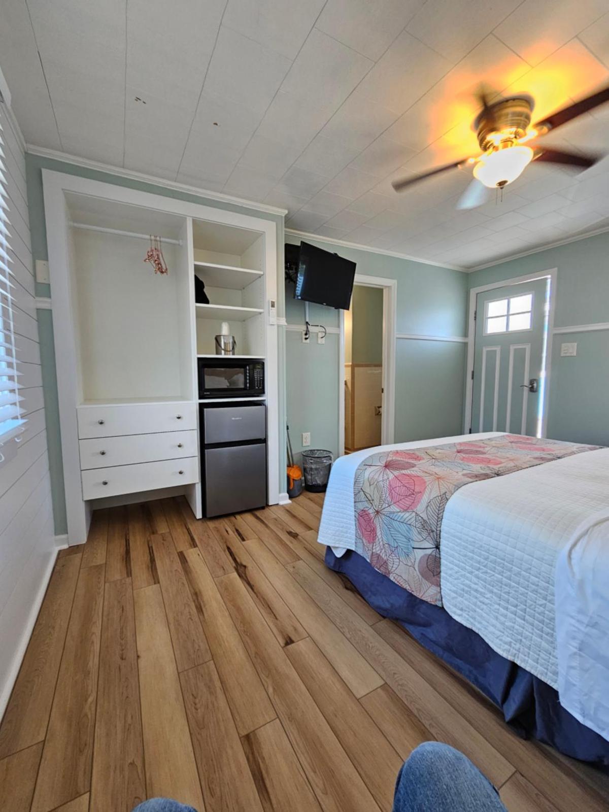 Island Motel OBX Main image 1